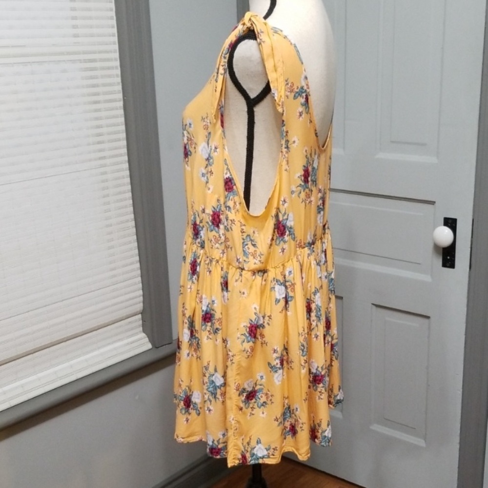 Torrid multicolor floral challis tank top - Picture 7 of 8